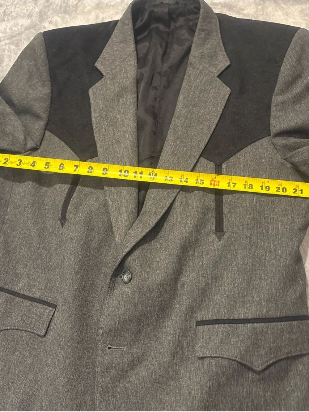 46R Circle S Mens 2 Button Blazer Sport Coat Jacket  Gray Black